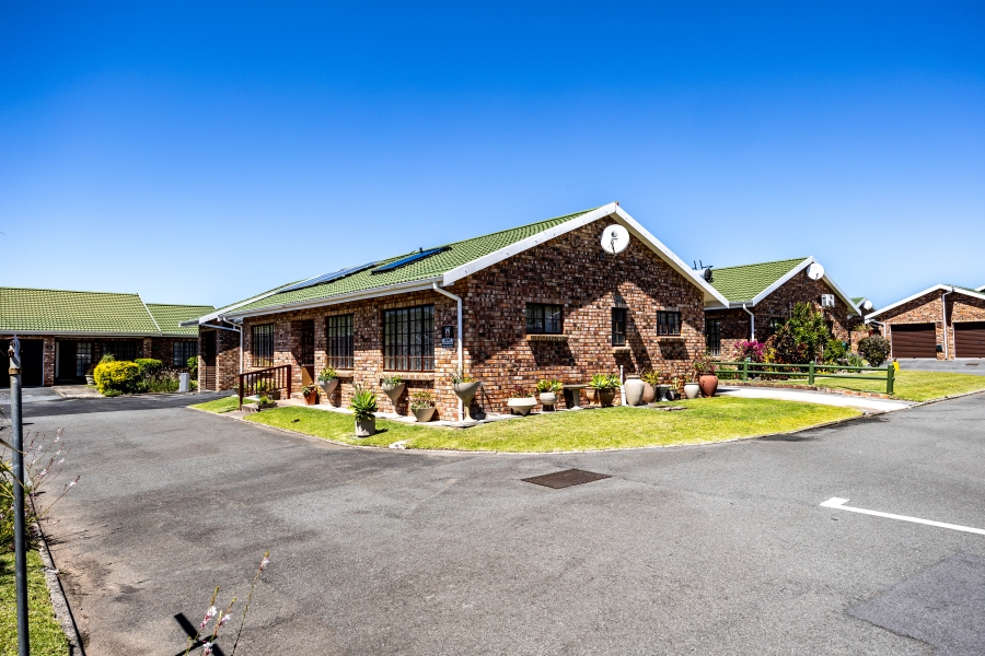 To Let 3 Bedroom Property for Rent in Gonubie Eastern Cape